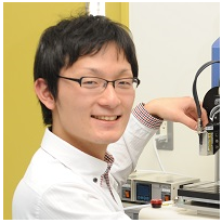 福田憲二郎研究員