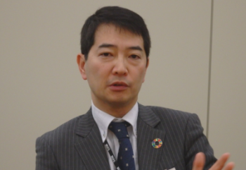 山本慎二郎氏