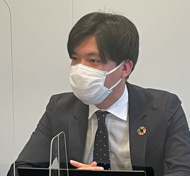 宮澤氏