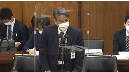国会で答弁する経産省の井上隆雄・省エネ新エネ部長(当時＝2022年12月22日）