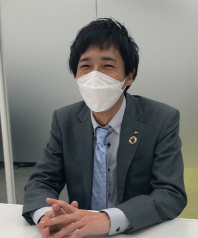 岩本哲平氏