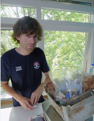Ocean Cleaupの創設者でありCEOのスラット氏